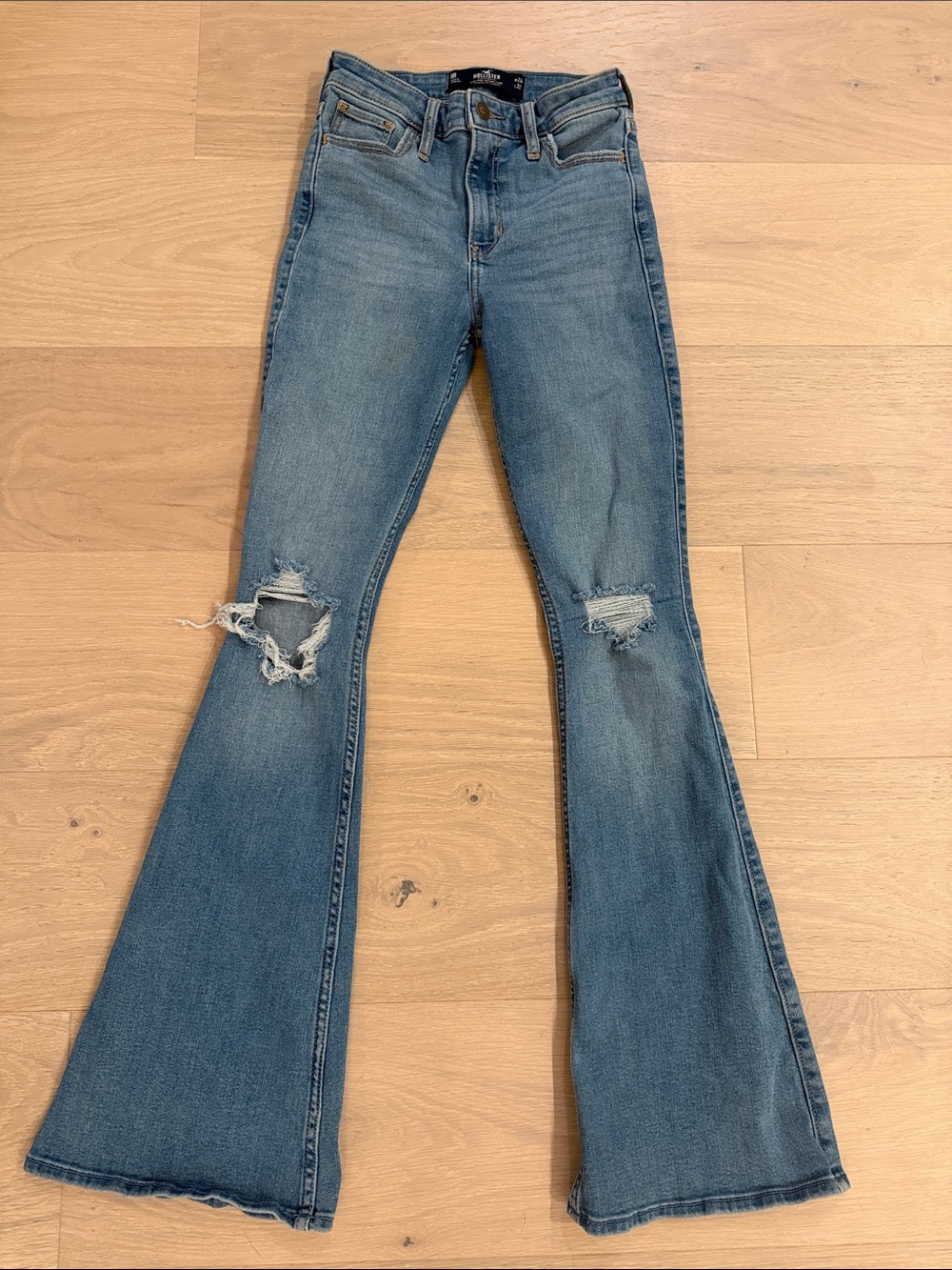 Hollister High Rise Vintage Flare Jeans 0R